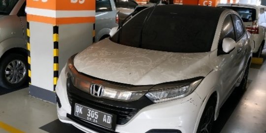 Misteri Mobil Terparkir Setahun Lebih di Bandara Bali, Denda Capai Rp50 Juta