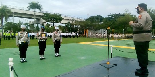 Terlibat Narkoba dan Investasi Bodong, 12 Anggota Polisi di Surabaya Dipecat