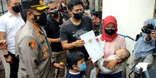 Motor Dicuri, Driver Ojol Perempuan di Surabaya Dapat Ganti dari Jokowi