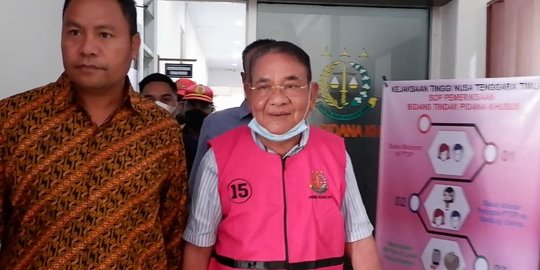 Eks Bupati Kupang Ibrahim Agustinus Medah Dituntut 8 Tahun 6 Bulan Penjara