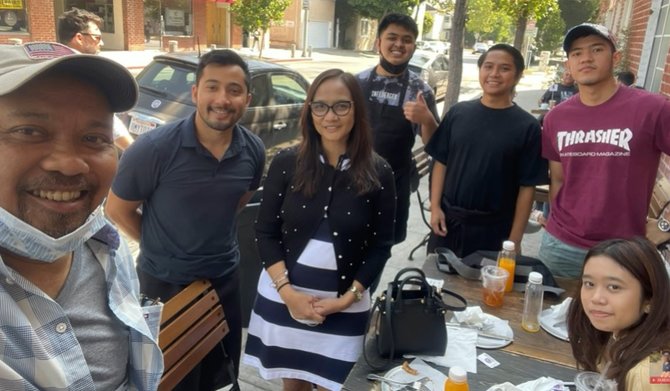 ini bukti orang ri amat dermawan lihat yang dilakukan ke para gelandangan di amerika