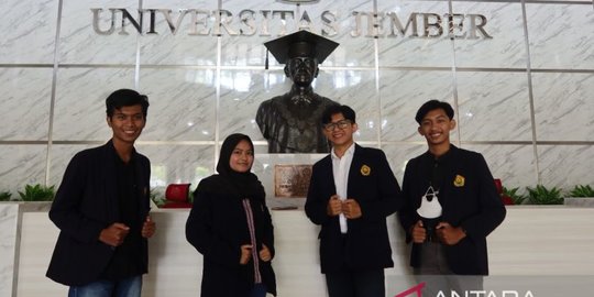 Karya Tulis Ilmiah Mahasiswa Unej soal Limbah Tekstil Raih Medali Emas di AISEEF 2022