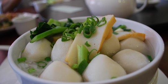 Cara Bikin Bakso Ayam yang Enak, Gurih dan Praktis