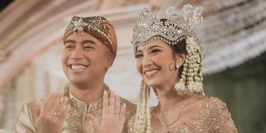 Vidi Aldiano Ciptakan Lagu untuk Istri, Respons Sheila Dara Ini Kocak