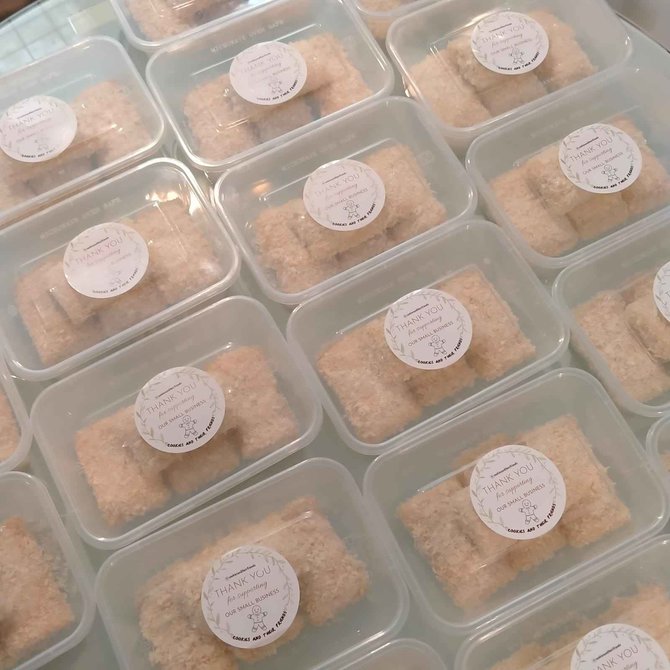 4 gorengan favorit bapak bapak yang habis kerja bakti yuk langsung po di depok