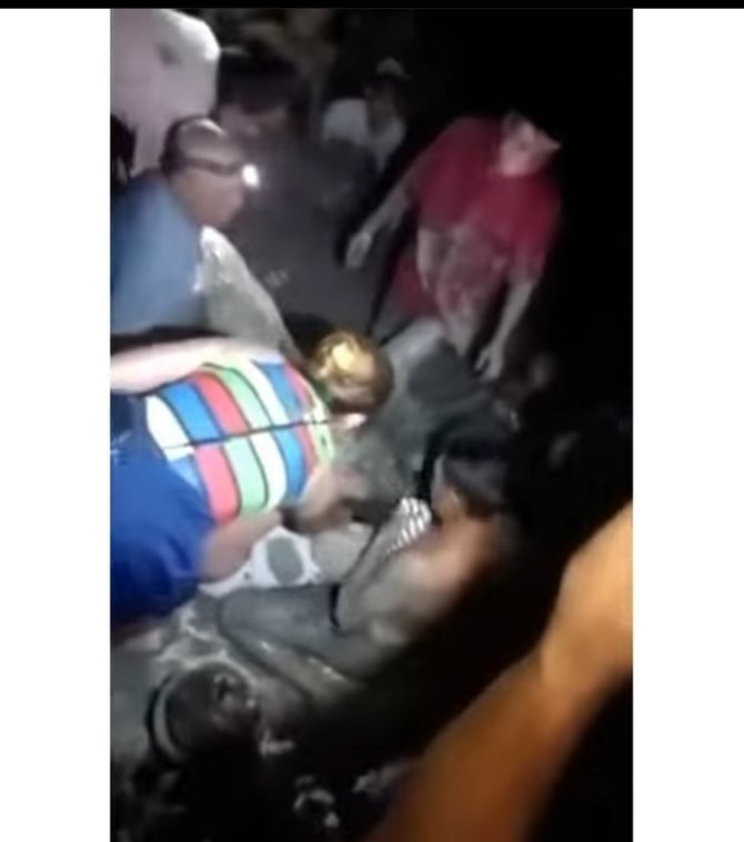 dinyatakan meninggal wanita ini hidup kembali setelah 5 jam dimakamkandinyatakan meninggal wanita ini hidup kembali setelah 5 jam dimakamkan
