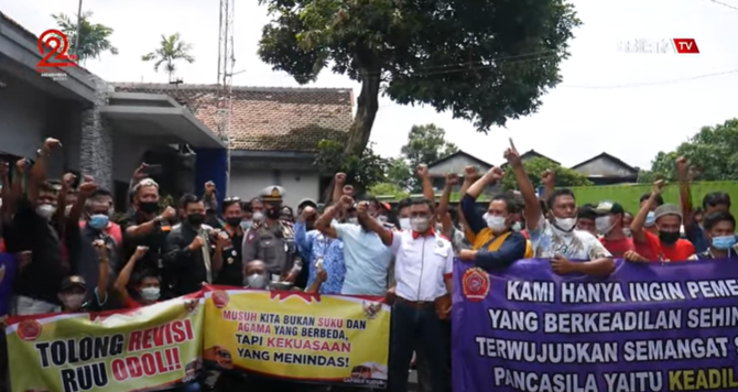 demo sopir truk di kudus