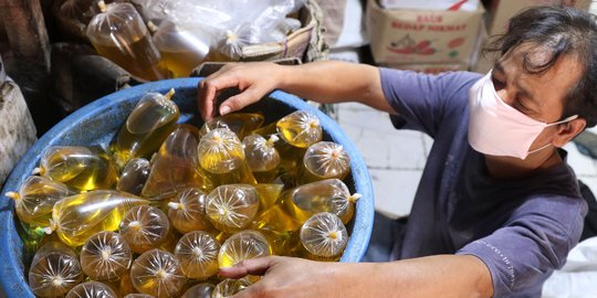 Minyak Goreng Curah Sampai Rp22.000, Pedagang Ogah Stok Barang