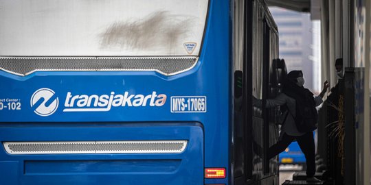 Transjakarta Lakukan Penyesuaian Rute di Halte Integrasi CSW