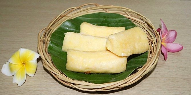 tapai atau tape singkong makanan fermentasi berbahan ubi kayu