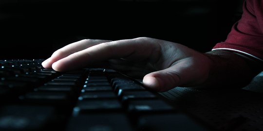 Akun Medsos Ketua AJI Diretas, Foto Profil Diubah Gambar Porno