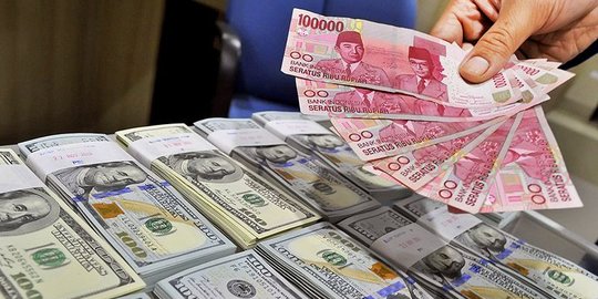 Rupiah Ditutup Melemah Rp14.391 per USD, Imbas Serangan Rusia ke Ukraina