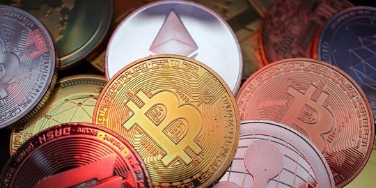 Bitcoin Anjlok ke Level Terendah Tertekan Konflik Rusia-Ukraina