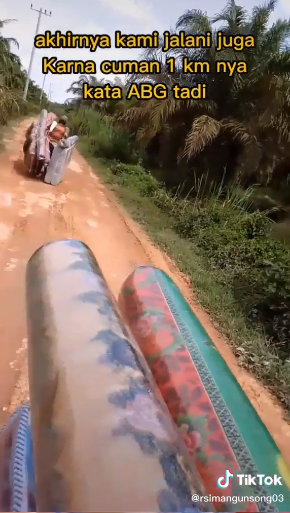 cerita haru penjual kasur keliling