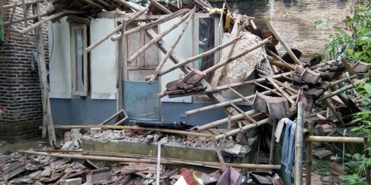 300 Keluarga Kehilangan Tempat Tinggal akibat Gempa di Pasaman Barat