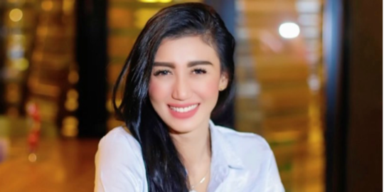 Main di Kisah Nyata Spesial, Intip Pesona Livy Andriany di Balik Layar