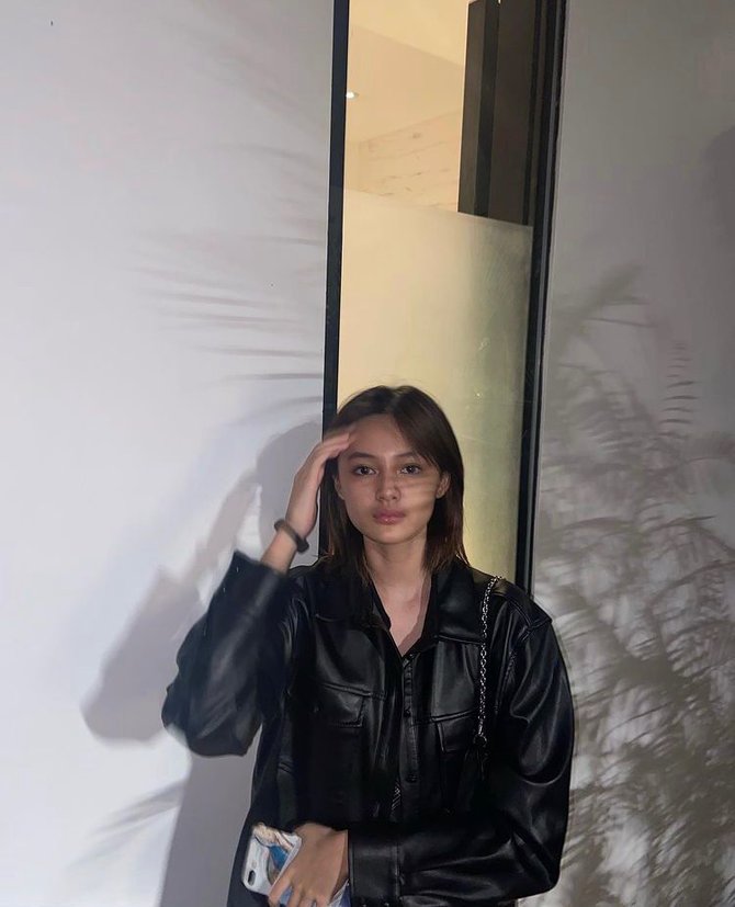 gaya stylish montserrat gizelle