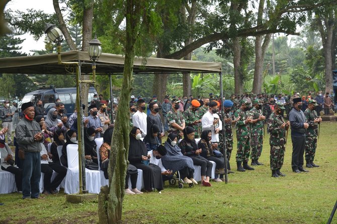 ayah eks panglima tni hadi tjahjanto meninggal
