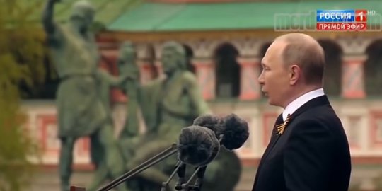 Presiden Rusia Putin Kerap Teriak 'Uraa' Bakar Semangat Pasukan, Apa Artinya?