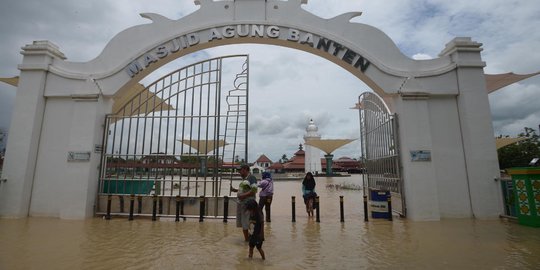 Update Banjir Kota Serang: 3 Warga Tewas dan 2 Hilang