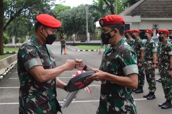 penampakan kendaraan dinas kopassus