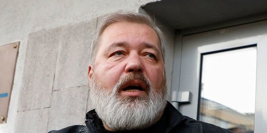 dunia putin dan bagaimana koran rusia peraih nobel meliput perang di ukraina