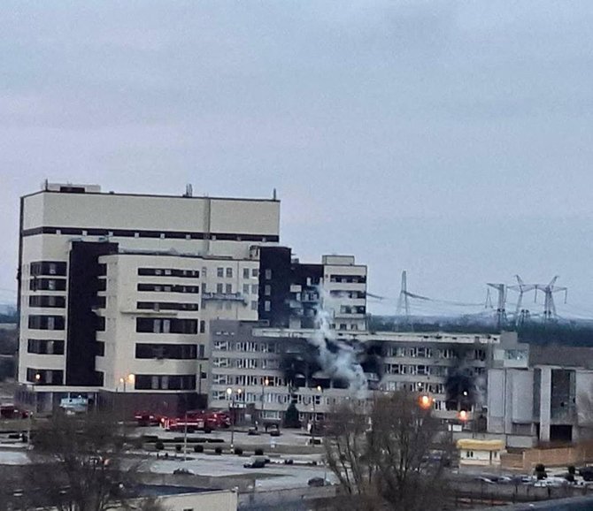 serangan rusia hantam reaktor nuklir zaporizhzhia
