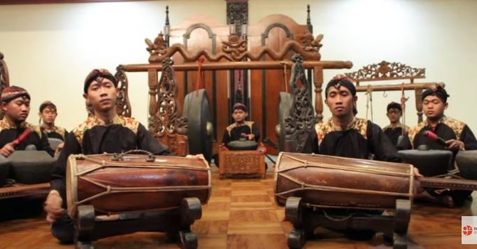 gamelan corobalen