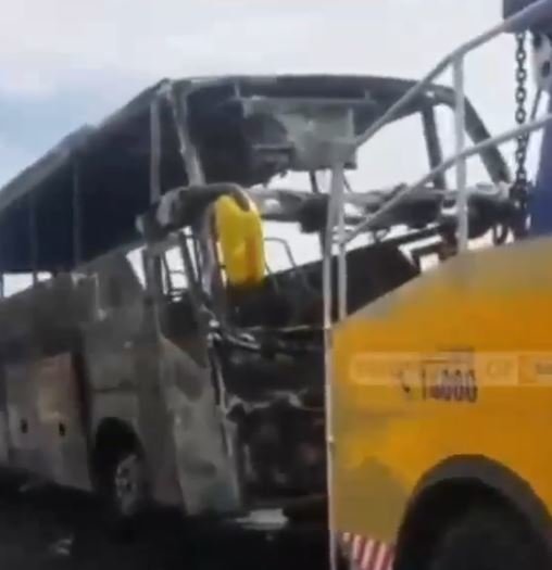 bus terbakar di jalan tol malang pandaan