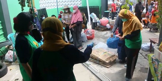 Berani Berubah: Dapat Emas dari Menabung di Bank Sampah