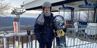 Potret Keseruan Randi Bactiar Suami Tasya Main Snowboarding di Amerika