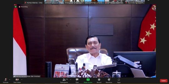Luhut: Saya Mohon dan Minta Masyarakat Kembali Datangi Gerai Vaksin