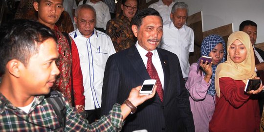 Menko Luhut: Presiden Setuju Uji Coba Masuk Bali Tanpa Karantina Dimulai 7 Maret 2022