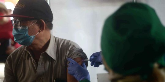 Animo Warga Jakarta Terima Vaksinasi Booster Minim Karena Pilih-Pilih Vaksin