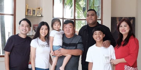 Rumah Orang Tua Sarwendah yang Sederhana Jadi Sorotan, Intip Potretnya