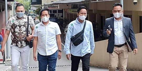 Kontroversi Doni Salmanan: Doyan Sebar Duit, Kini Masuk Bui