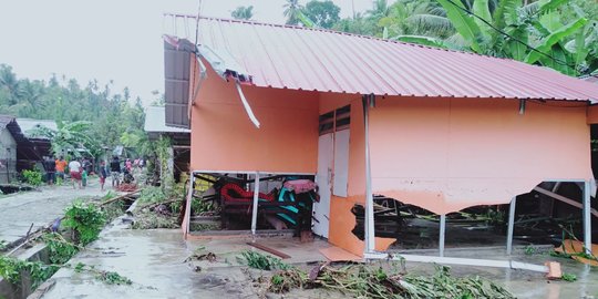 Delapan Rumah Rusak Akibat Banjir Bandang di Banggai Sulawesi Tengah