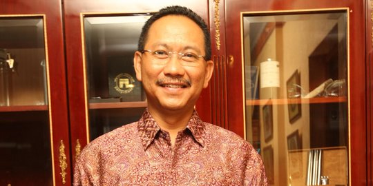 Hari Ini, Jokowi Lantik Bambang Susantono-Donie Rahadjoe Jadi Kepala & Wakil Otorita