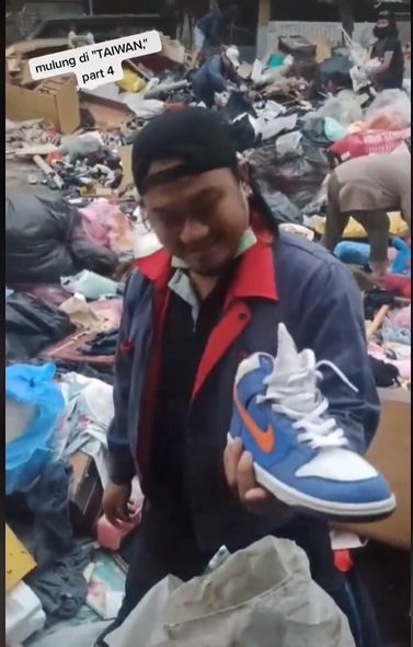 pria ini unggah video mulung di taiwan hasilnya barang barang branded