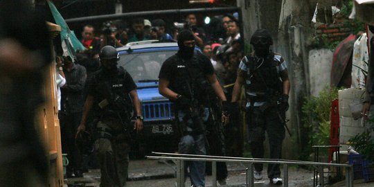 Tabrak Mobil Petugas saat Disergap, Terduga Teroris di Sukoharjo Tewas Ditembak