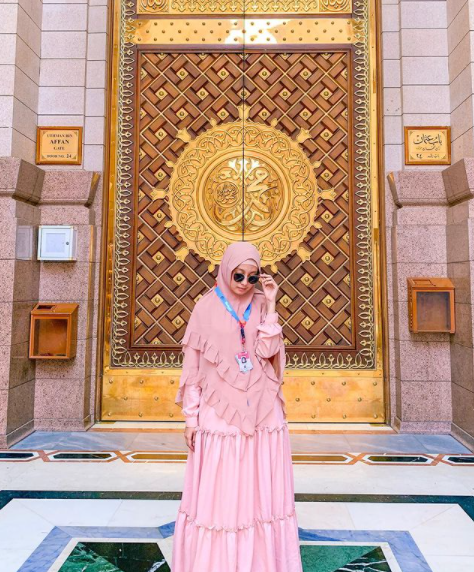 main di kisah nyata spesial intip pesona neezha rais saat pakai hijab