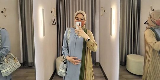 Hamil Anak Ketiga, Intip Potret Baby Bump Dian Ayu Lestari