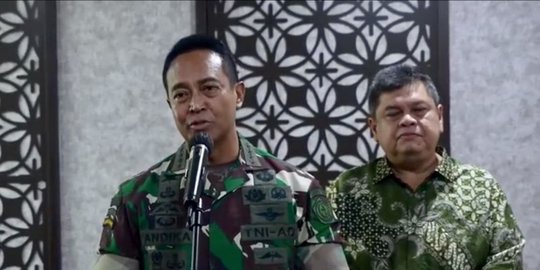 Panglima TNI Video Call dengan Prajurit di Papua, Tiba-Tiba Tembakan Terjadi