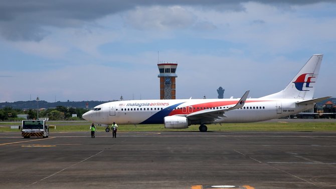 malaysia airlines terbang perdana dengan rute kuala lumpur bali