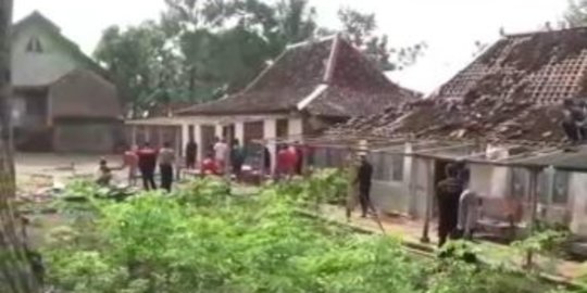 Gunungkidul Kembali Diterjang Angin Kencang, Begini Dampaknya