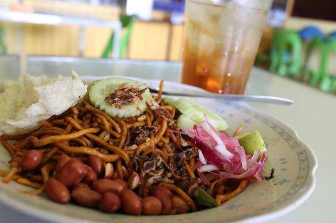 ilustrasi mie goreng aceh