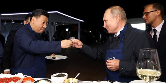 Pejabat AS Sebut Rusia Minta Bantuan Militer dari China