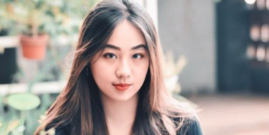 Berparas Cantik, Intip Pesona Susyen Regina Mantan Kekasih Indra Kenz