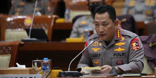 Ratas Bersama Jokowi, Kapolri Pastikan Minyak Curah dan Kemasan ada di Pasar