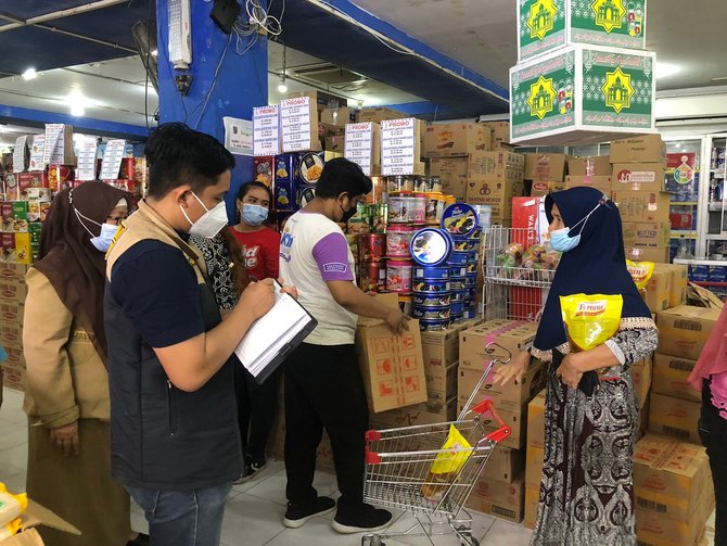 sidak minyak goreng di banyuwangi